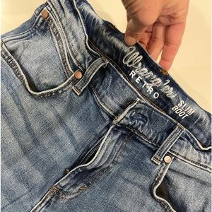 Wrangler retro slim boot cut jean size 29